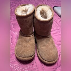 UGG girls boots size 13